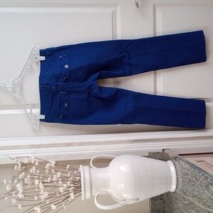 Elle Blue Jeans Size 4 with Blue denim Fabric